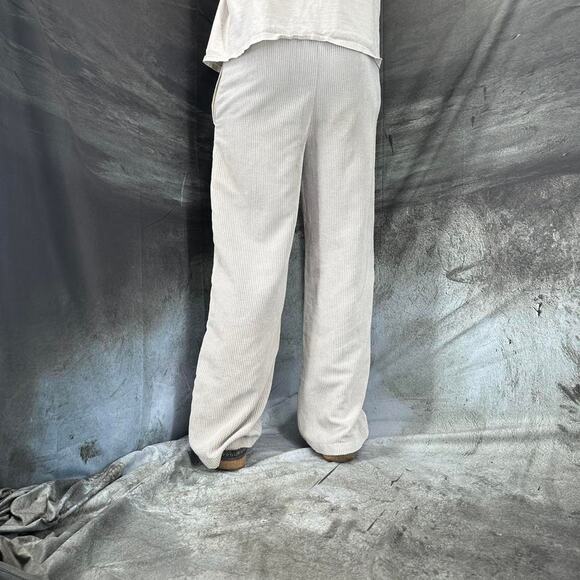Y2K BDG Baggy Soft corduroy sweatpants tan flared size small - Picture 4 of 7